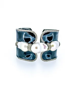 Baroque Pearl and diamond Black Enamel Bracelet