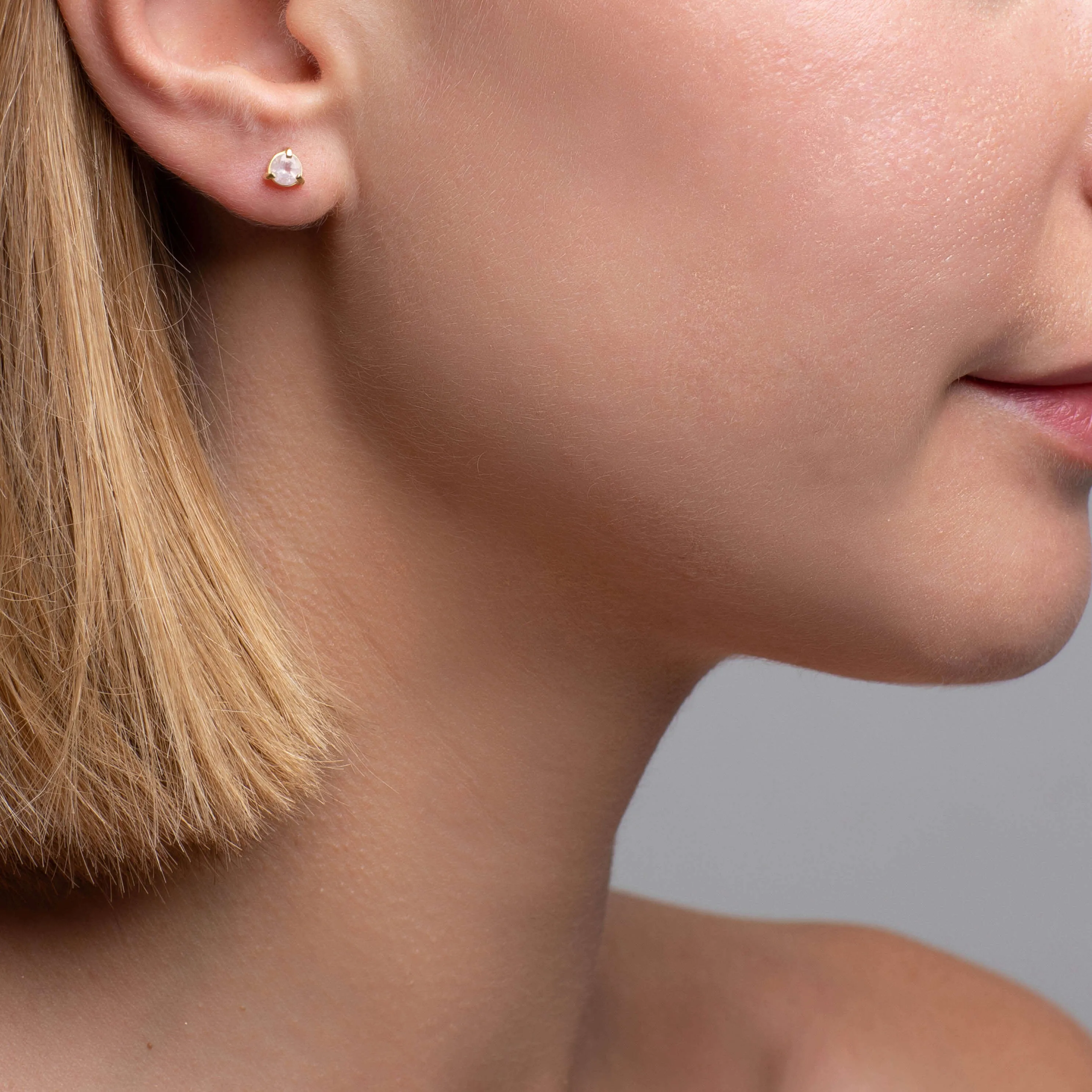 Comino Gold Rose Quartz Stud Earrings